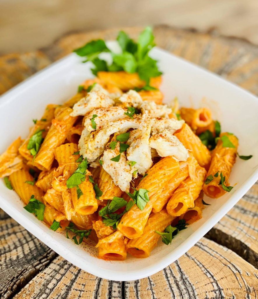 plate of rigatoni with crabmeat on top