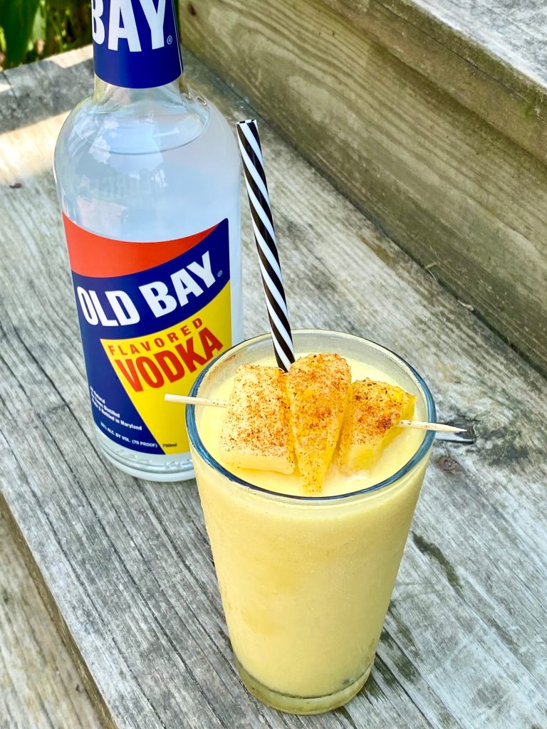Frozen Bay Pineapple Sour Cocktail recipe